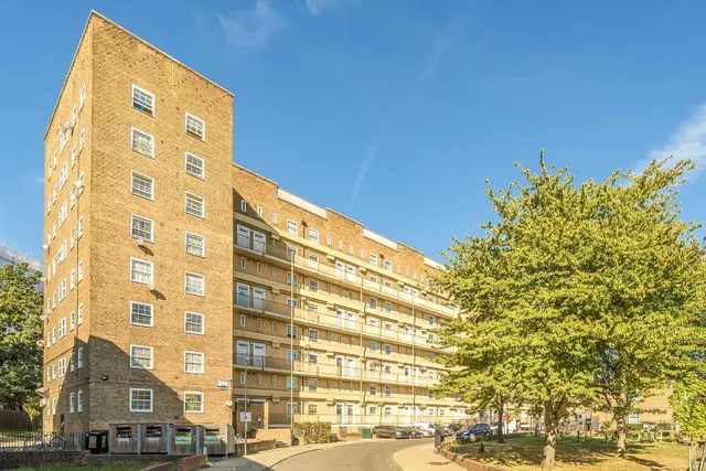 Worsopp Drive, SW4, photo 1