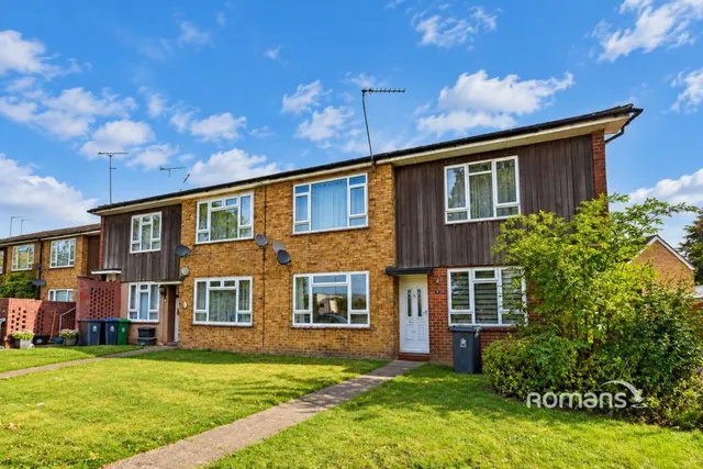 Bronsdon Way, Denham, UB9, photo 1