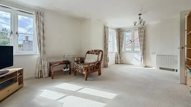 Somerton Road, Street, BA16, photo 3