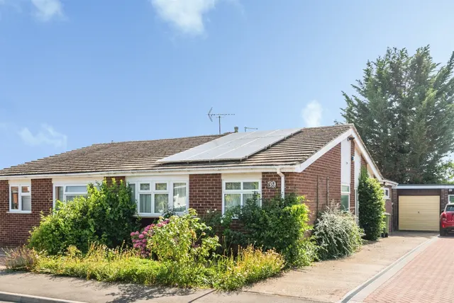 Seven Acres, Thame, photo 1