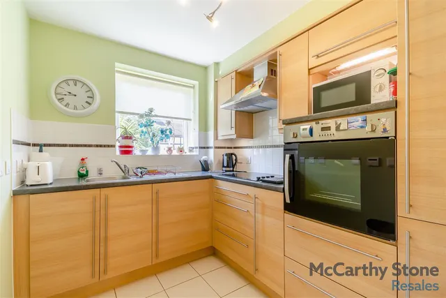 Hanbury Road, Droitwich, WR9, photo 3