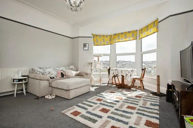 Photo 3 — Lonsdale Villas, Plymouth
