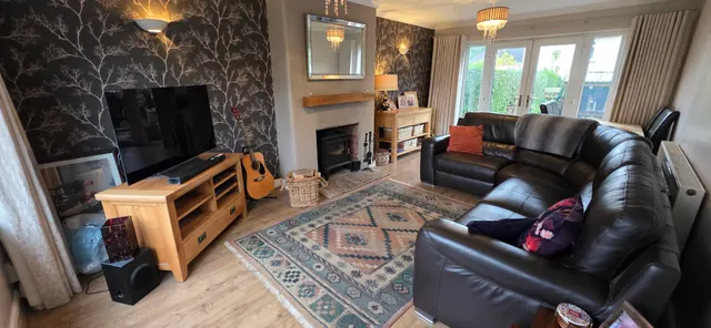 Kayswood Road, Marple, SK6, photo 2