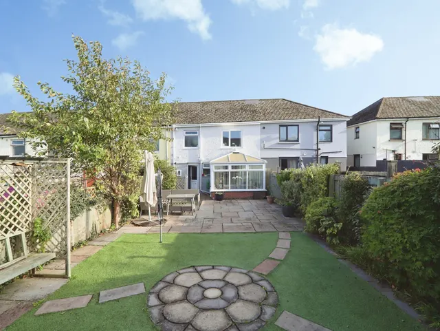 First Avenue, Caerphilly, CF83, photo 2