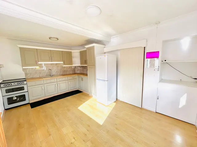 Barsbank Lane, Lymm, photo 3