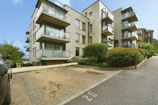 Pankhurst Avenue, Brighton, photo 1