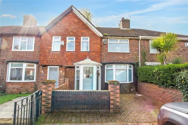 Shortwood Road, Dovecot, Liverpool, photo 1