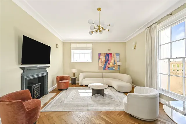 Cumberland Terrace, Regents Park, NW1, photo 1