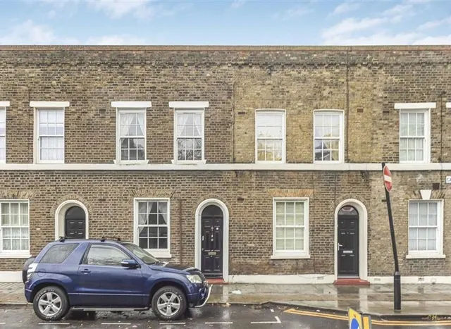 Cable Street, Wapping, E1W, photo 1
