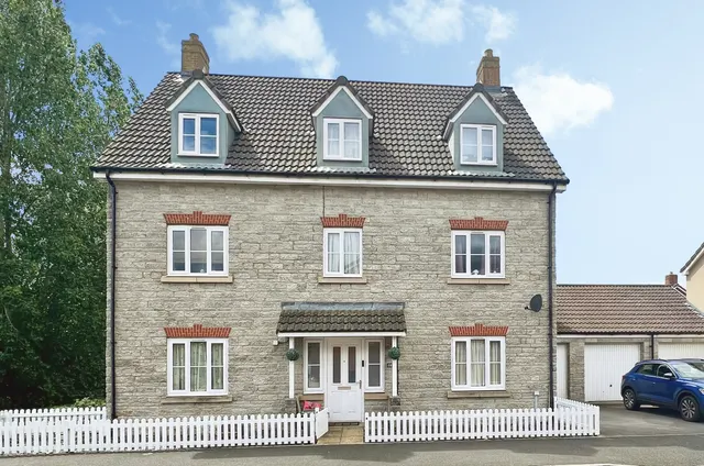 Kent Avenue, Weston-Super-Mare, BS24, photo 1