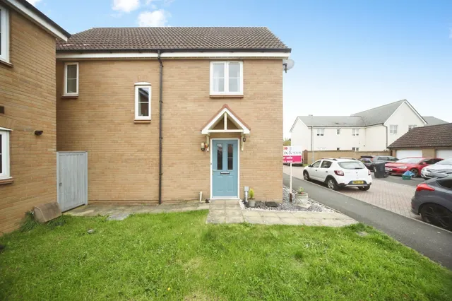 Catalana Way, Bridgwater, TA6, photo 3