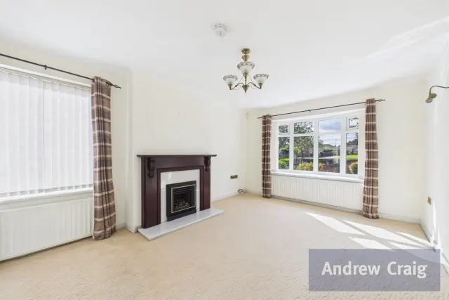 Lyndon Drive, East Boldon, NE36, photo 3