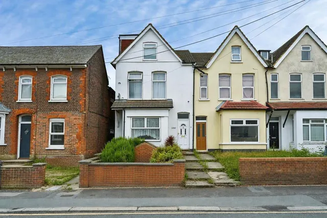 High Street North, Dunstable, Bedfordshire, LU6, photo 1