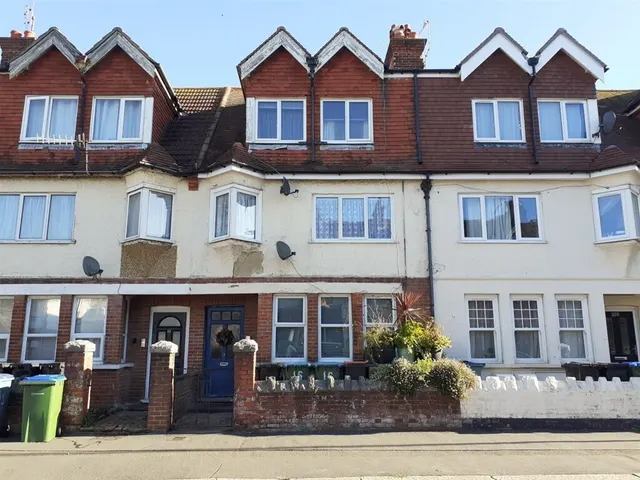 Linden Road, Bognor Regis, PO21, photo 1