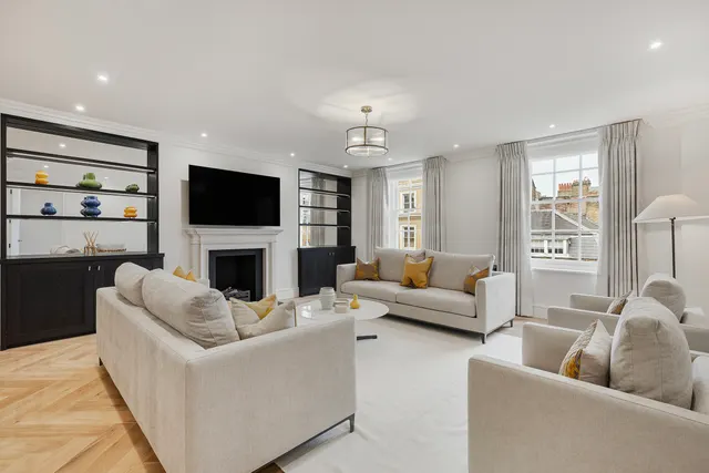 Curzon Street, Mayfair, W1J, photo 1