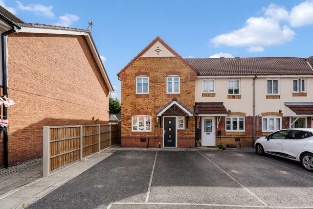 Kingsbury Road, Widnes, Widnes, WA8 3BE, photo 1