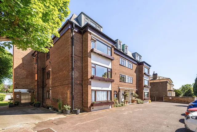 Priory Lodge, Ealing, W5, photo 3