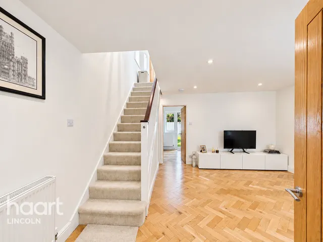 Mareham Close, Bracebridge Heath, LN4, photo 3
