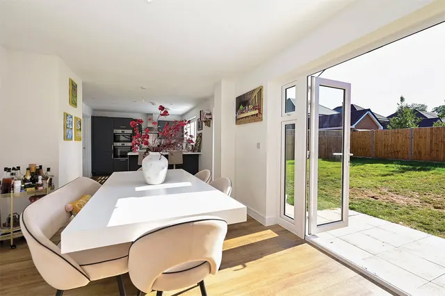 Photo 3 — Summerstead Farm Road, Sherfield-on-Loddon, Hook, Hampshire, RG27 0GL