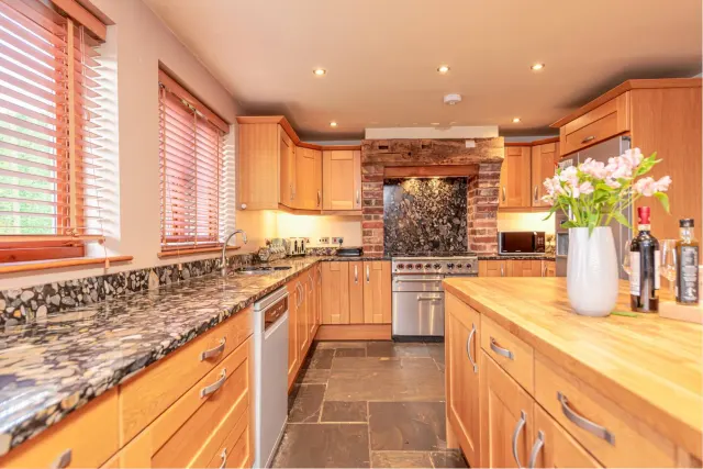 Wellington Road, Telford, photo 2