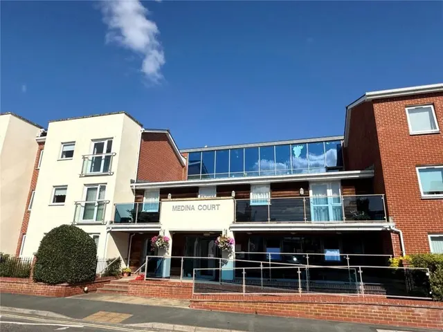 Old Westminster Lane, Newport, PO30, photo 1