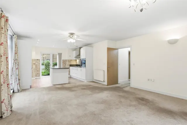Killick Mews, Cheam, SM3, photo 1