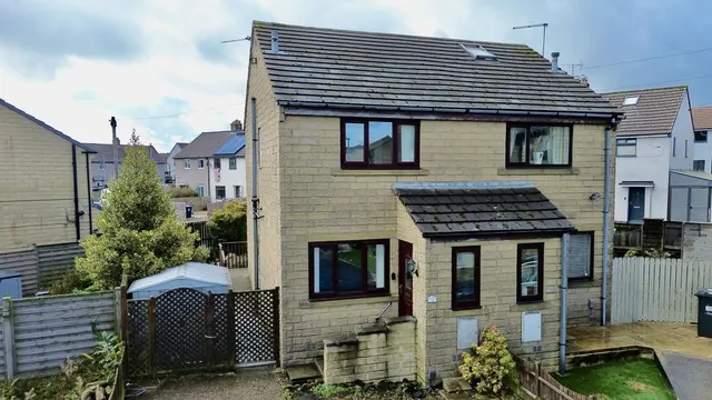 Natty Fields Close, Halifax, HX2, photo 1