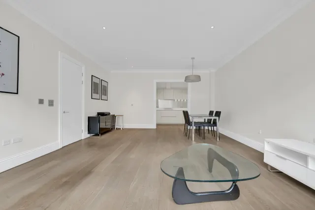 Leman Street, London, E1, photo 2