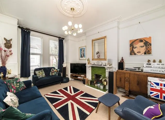 Balloch Road, Catford, SE6, photo 1