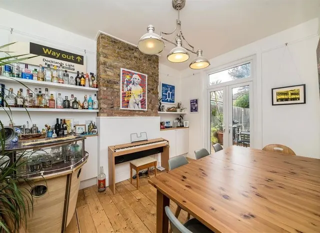 Photo 2 — Balloch Road, Catford, SE6