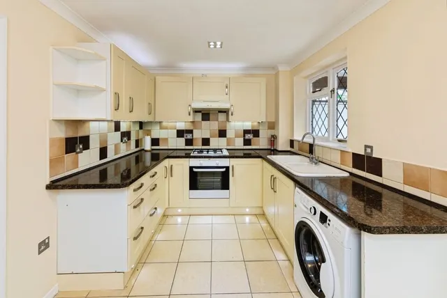 Photo 2 — Cypress Grove, Tunbridge Wells, Kent, TN2
