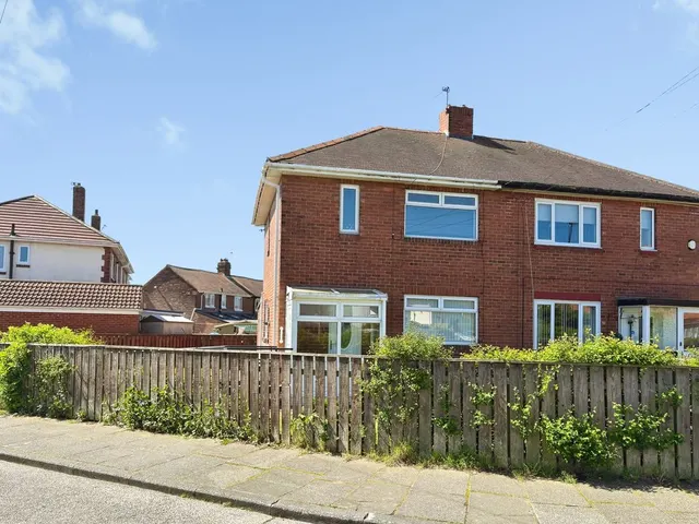Newcastle Upon Tyne NE12 7PN, NE12, photo 1