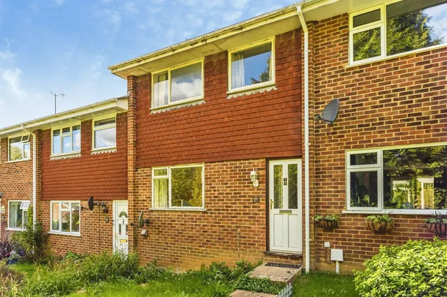 Duncton Close, Haywards Heath, photo 1