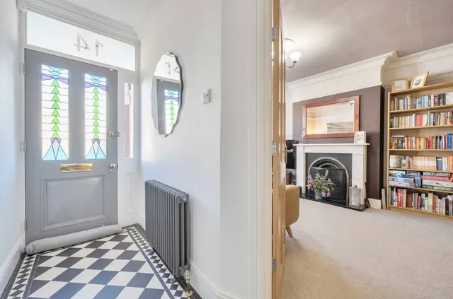 Photo 2 — Cromwell Road, Rugby, CV22 5LP
