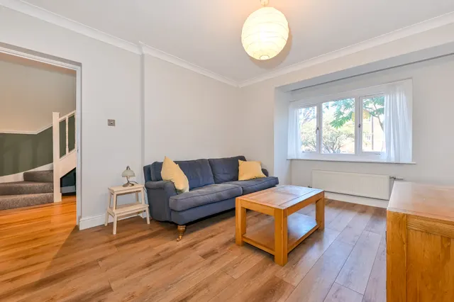 41 Halton Road, London, photo 1