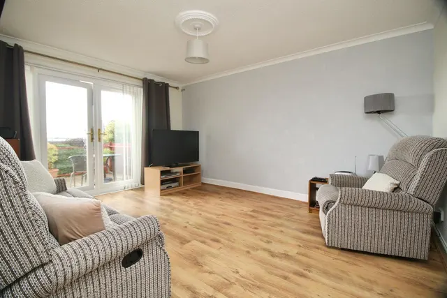 Photo 2 — Rannoch Drive, Condorrat, Cumbernauld, G67 4EP