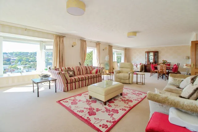 Summerland Close, Dawlish, EX7, photo 2