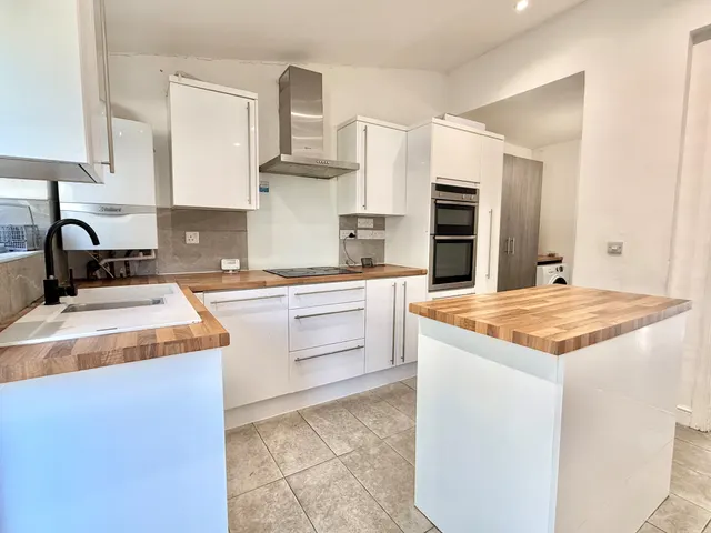 Kingsley Road, LU3, photo 1