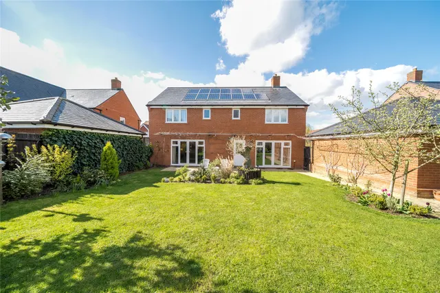 Becketts Lane, Steeple Claydon, MK18, photo 2