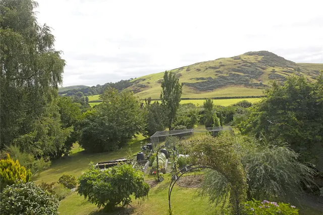 Machynlleth, Powys, photo 3