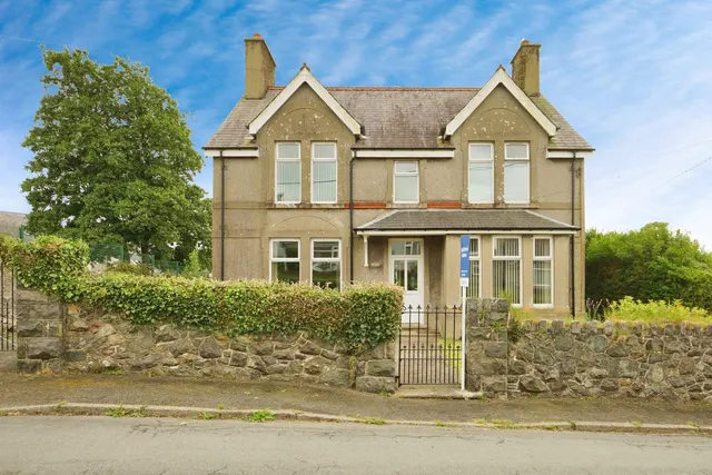 Llwyndu Road, Penygroes, LL54, photo 1