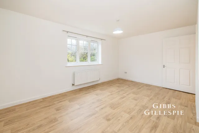 Firethorn Close, Edgware Fees Apply, HA8, photo 3