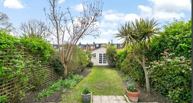 Kingston Lane, Teddington, TW11, photo 3