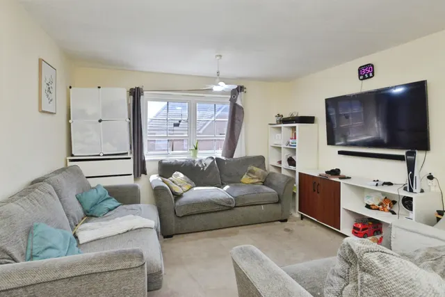 Photo 2 — Saturn Avenue, Fairfields, Milton Keynes