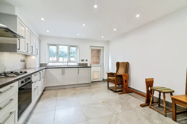 Soudan Drive, Nottingham, NG2, photo 2