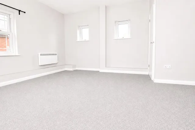 Photo 2 — Lynchford Road, Farnborough, Hampshire, GU14 6HD