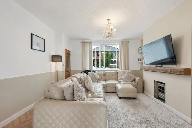 Regent Avenue, Haydock, WA11, photo 2