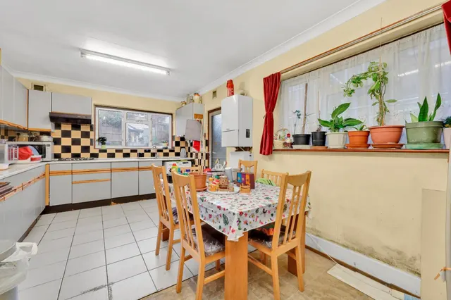 Tubbs Road, London, NW10, photo 2