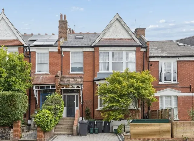Alexandra Park Road, Muswell Hill, N10, photo 1