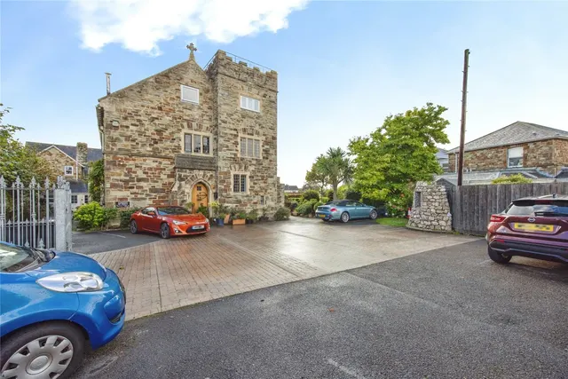 St. Marys Road, Bodmin, PL31, photo 2